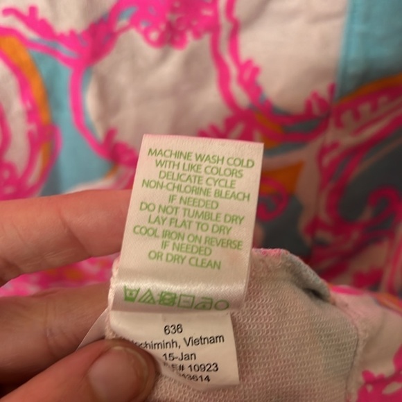 Lilly Pulitzer Feeling Tanked Whiting Shift Dress with Cut Out Back Size Small - Picture 5 of 8